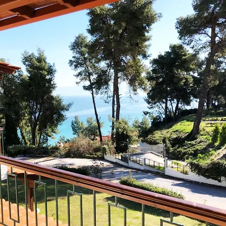 Beach Front Maisonette In Kriopigi