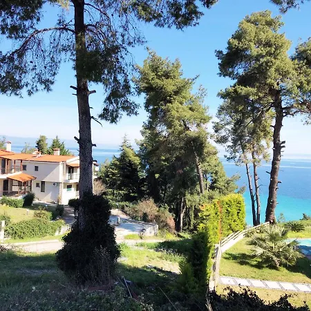 Beach Front Maisonette In Holiday home *