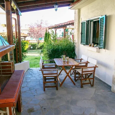 Beach Front Maisonette In Kriopigi