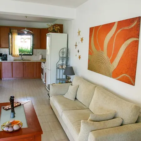 Holiday home Beach Front Maisonette In