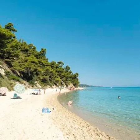 Beach Front Maisonette In Holiday home Kriopigi