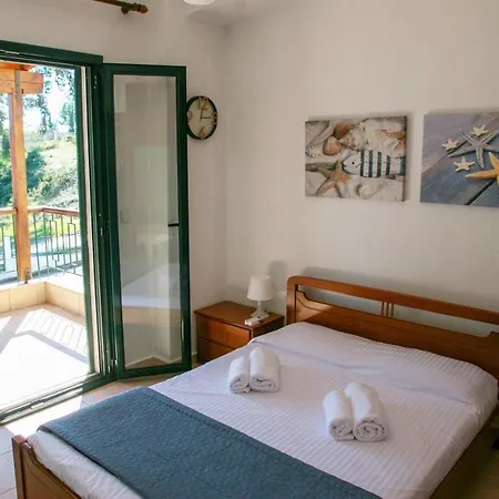 Beach Front Maisonette In Kriopigi